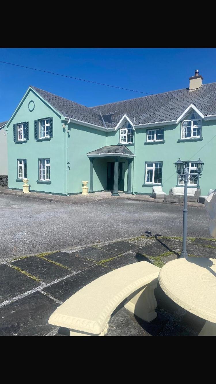 Kielty'S Of Kerry Bed And Breakfast Waterville Buitenkant foto
